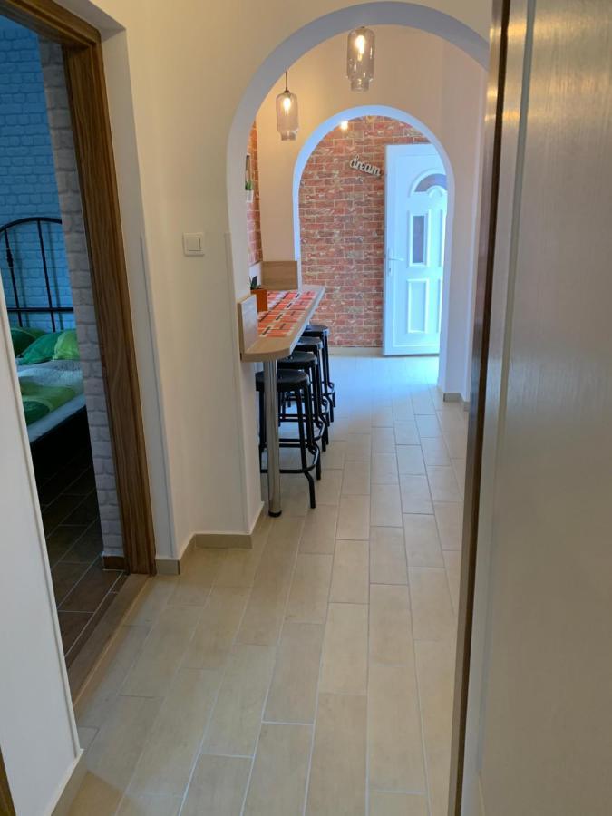 Armada Family Apartment Hajduszoboszlo Luaran gambar