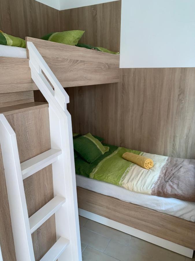 Armada Family Apartment Hajduszoboszlo Luaran gambar
